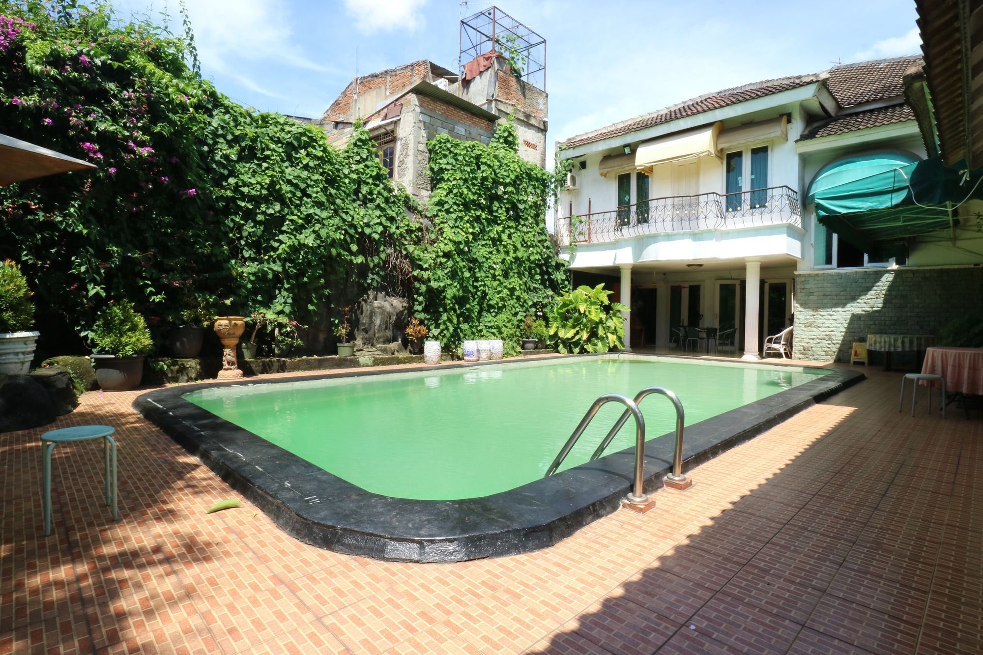Villa Sri Manganti Jakarta Eksteriør billede